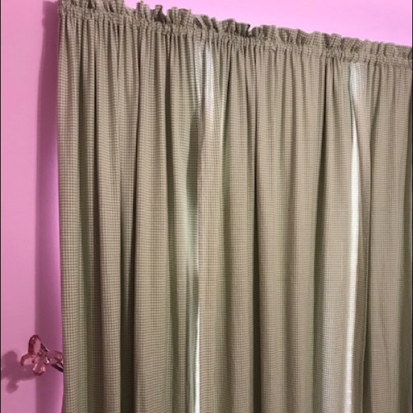 Green and white pottery barn gingham curtains - Picture 1 of 2